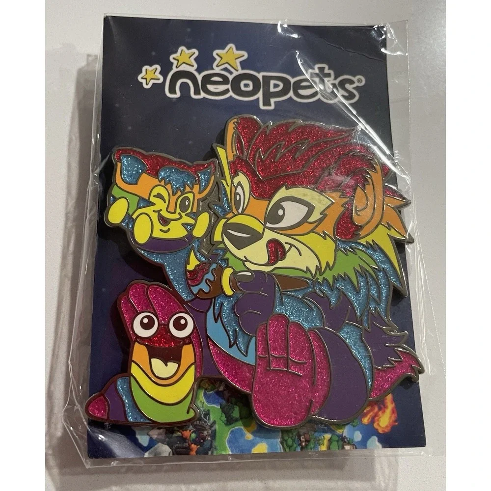 Rare Exclusive Neopets Collectible Pin Large Bold Pride‎ Neopets Pin **WITH CODE